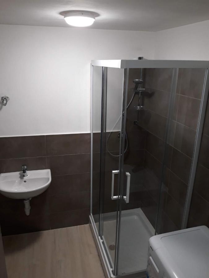 Rooms Center Wolf - Matrimoniale E Comunicanti Matera Exterior photo